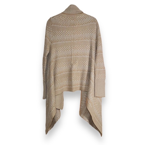 BB Dakota Oversized Cardigan Sweater - Picture 3 of 7